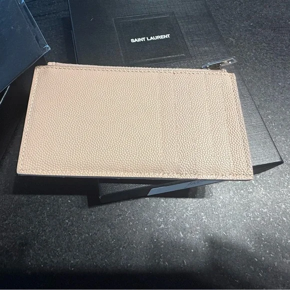 Saint Laurent Zip Card Holder in grain de poudre leather, (pink/silver) - Picture 4 of 15